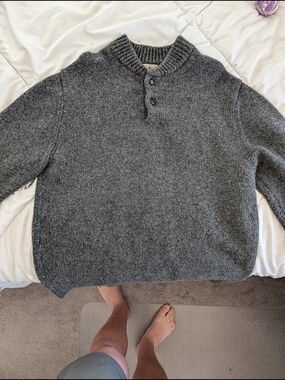 L.L. Bean Men's Dark Gray Knit Henley Crewneck Sweater